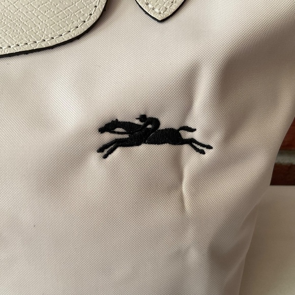 NEW Longchamp Le Pliage Club Small Cream Tote Bag NWOT - Picture 2 of 15